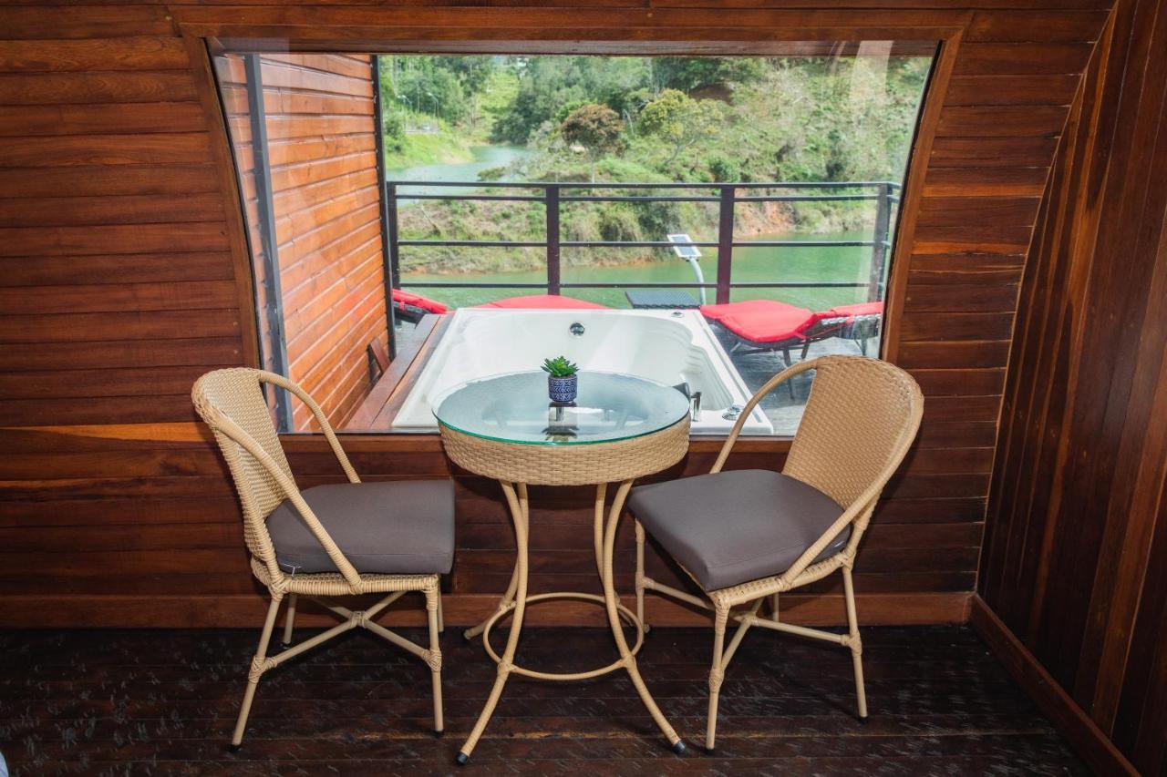 Glamping The Mountain Hotel Guatape Ngoại thất bức ảnh