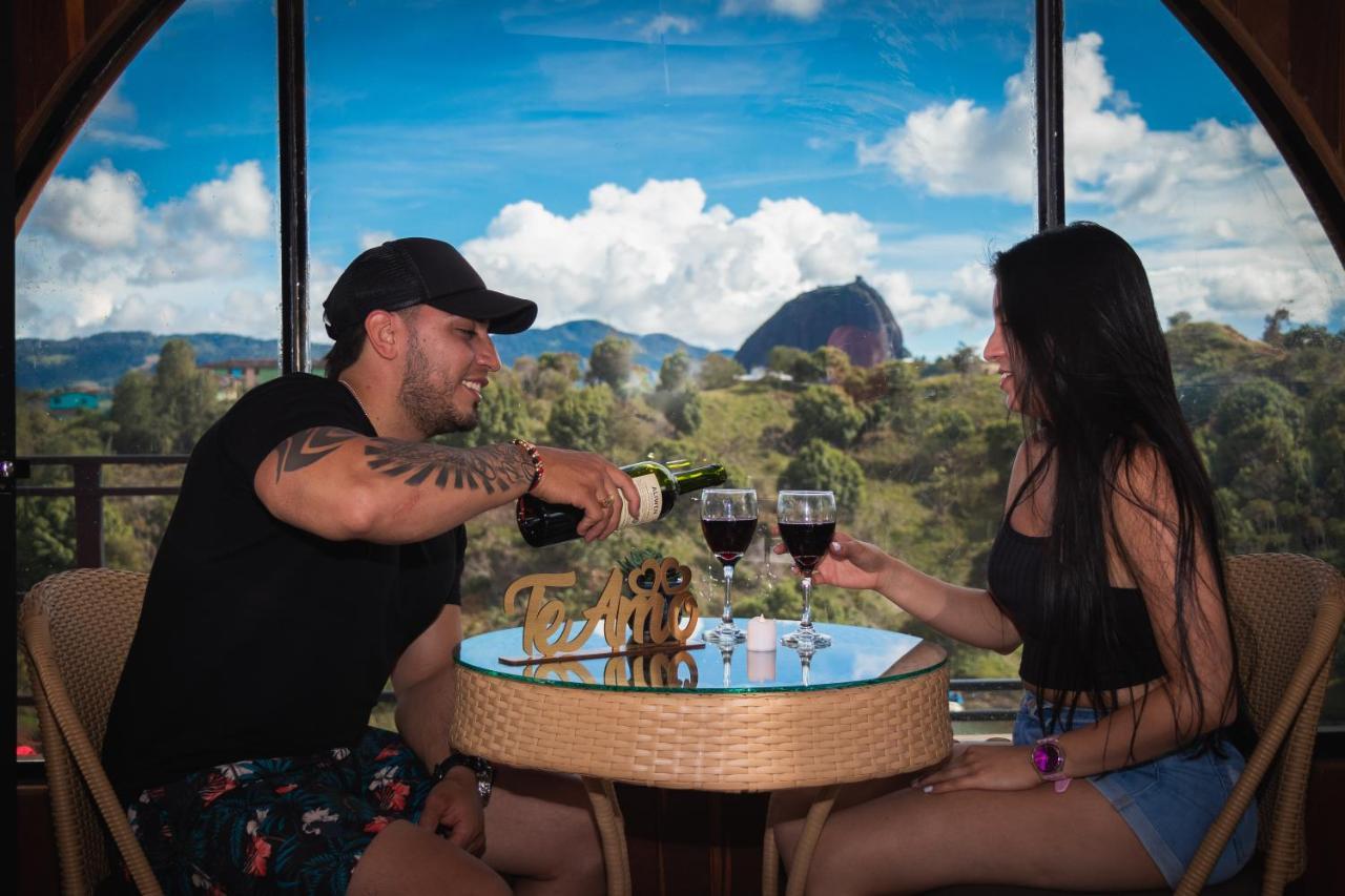 Glamping The Mountain Hotel Guatape Ngoại thất bức ảnh