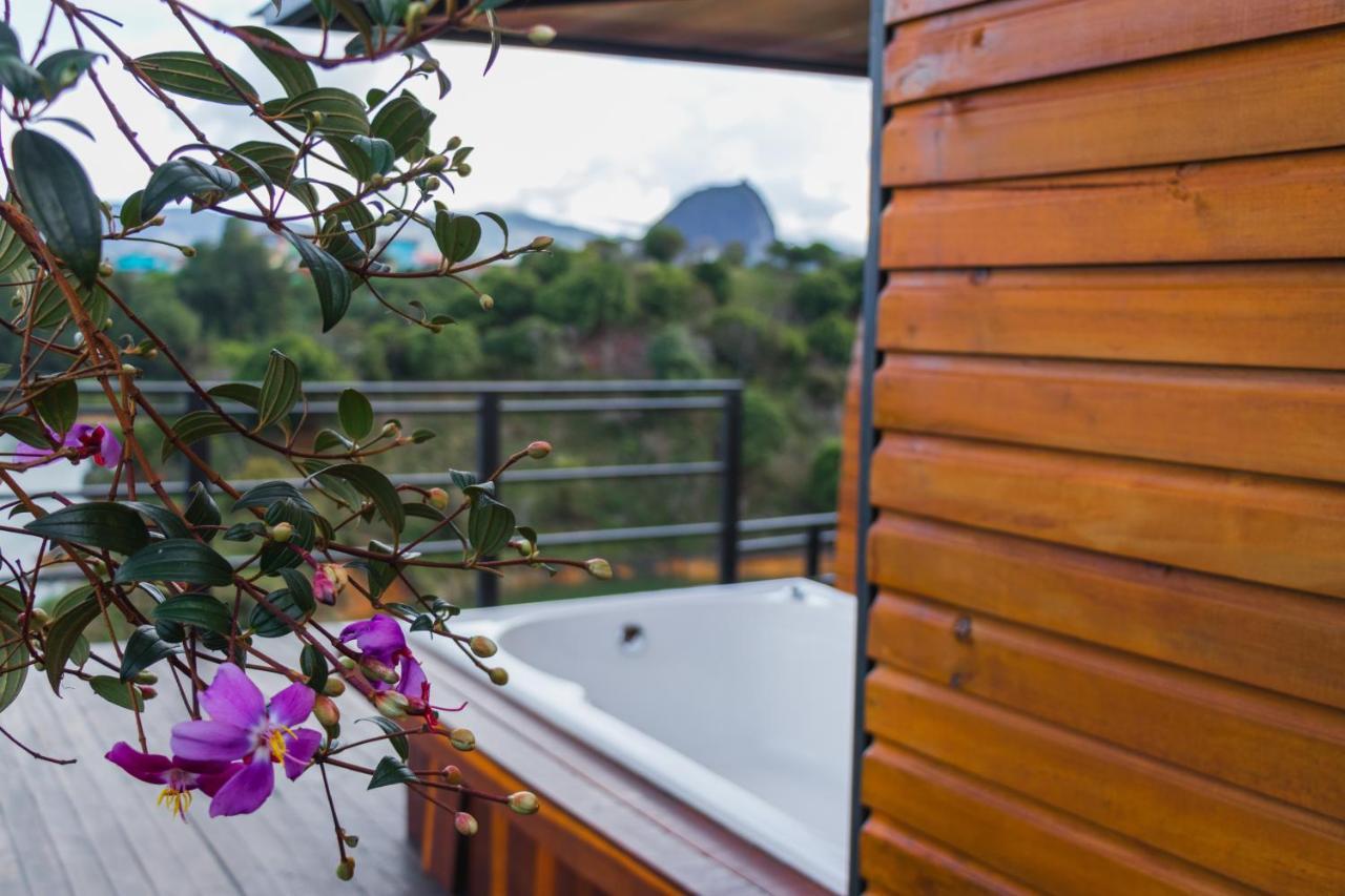 Glamping The Mountain Hotel Guatape Ngoại thất bức ảnh