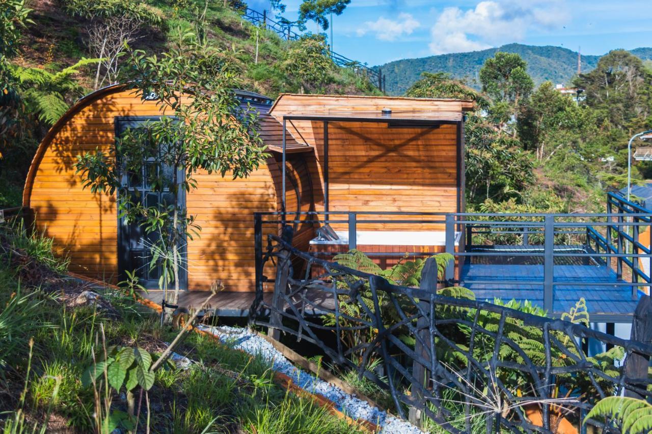 Glamping The Mountain Hotel Guatape Ngoại thất bức ảnh