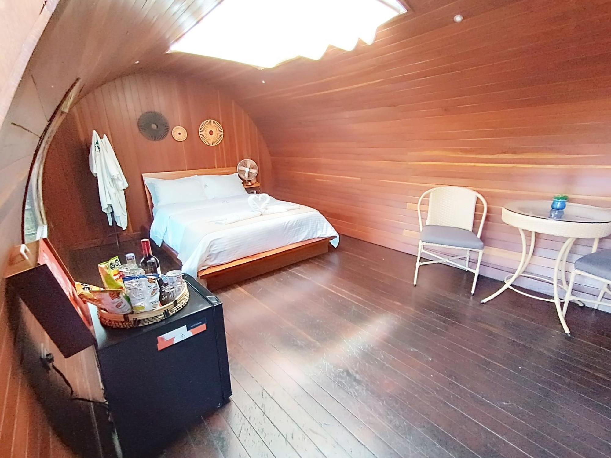 Glamping The Mountain Hotel Guatape Ngoại thất bức ảnh