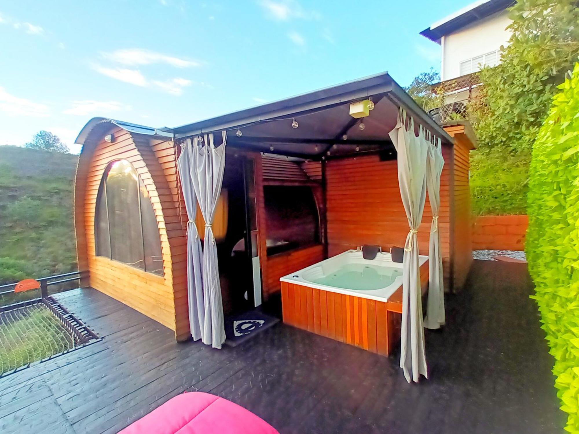 Glamping The Mountain Hotel Guatape Ngoại thất bức ảnh