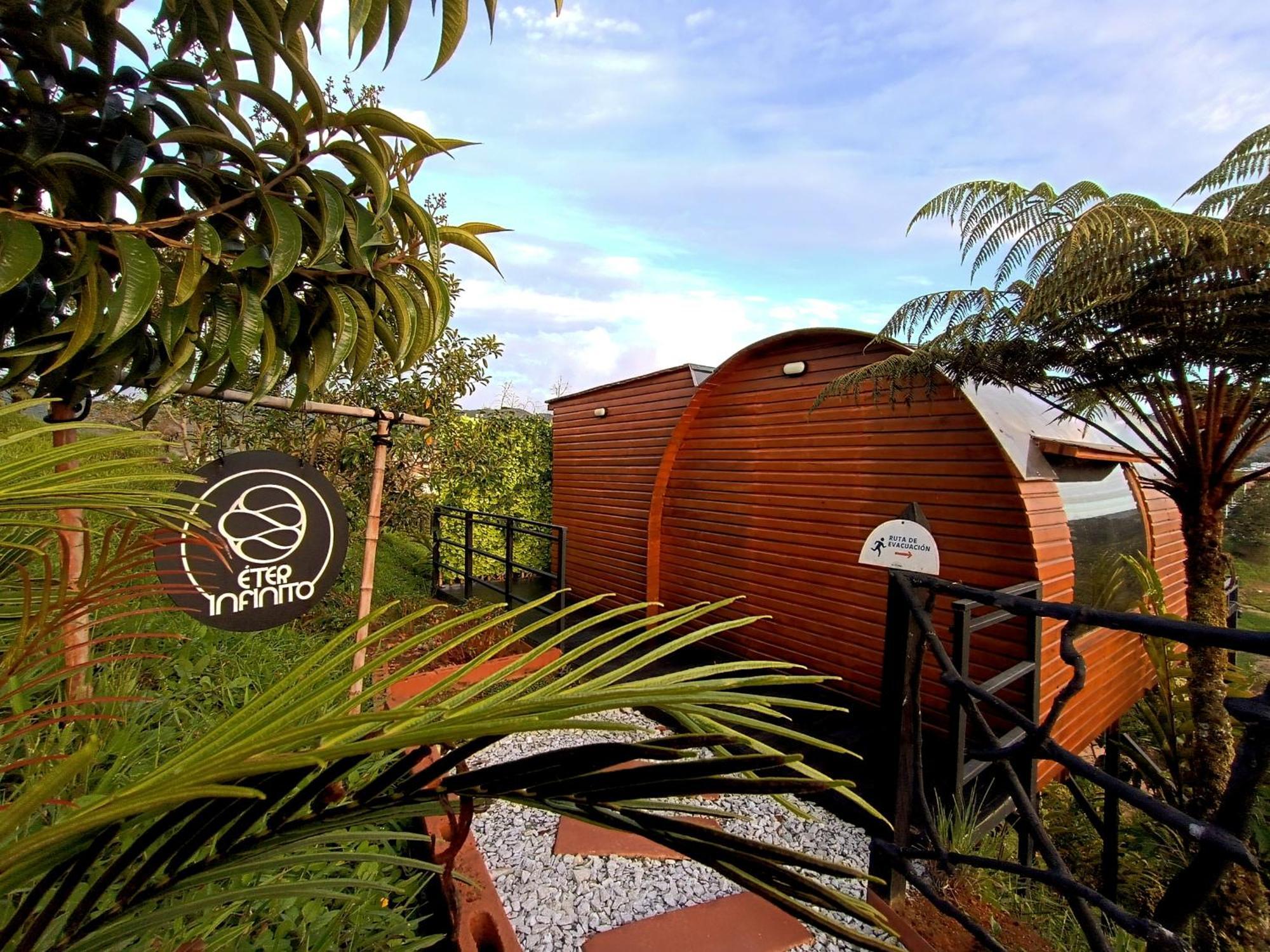 Glamping The Mountain Hotel Guatape Ngoại thất bức ảnh