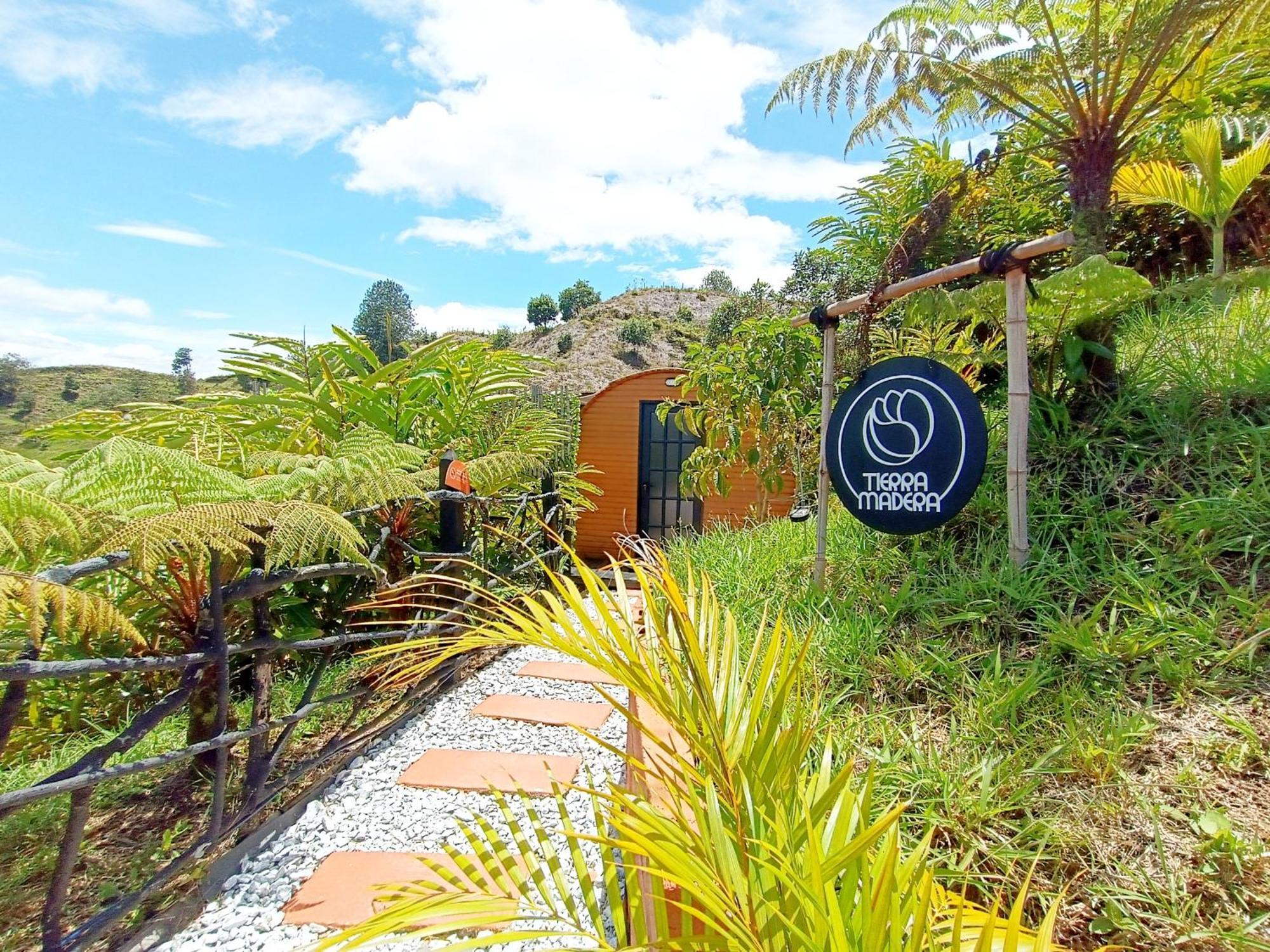 Glamping The Mountain Hotel Guatape Ngoại thất bức ảnh