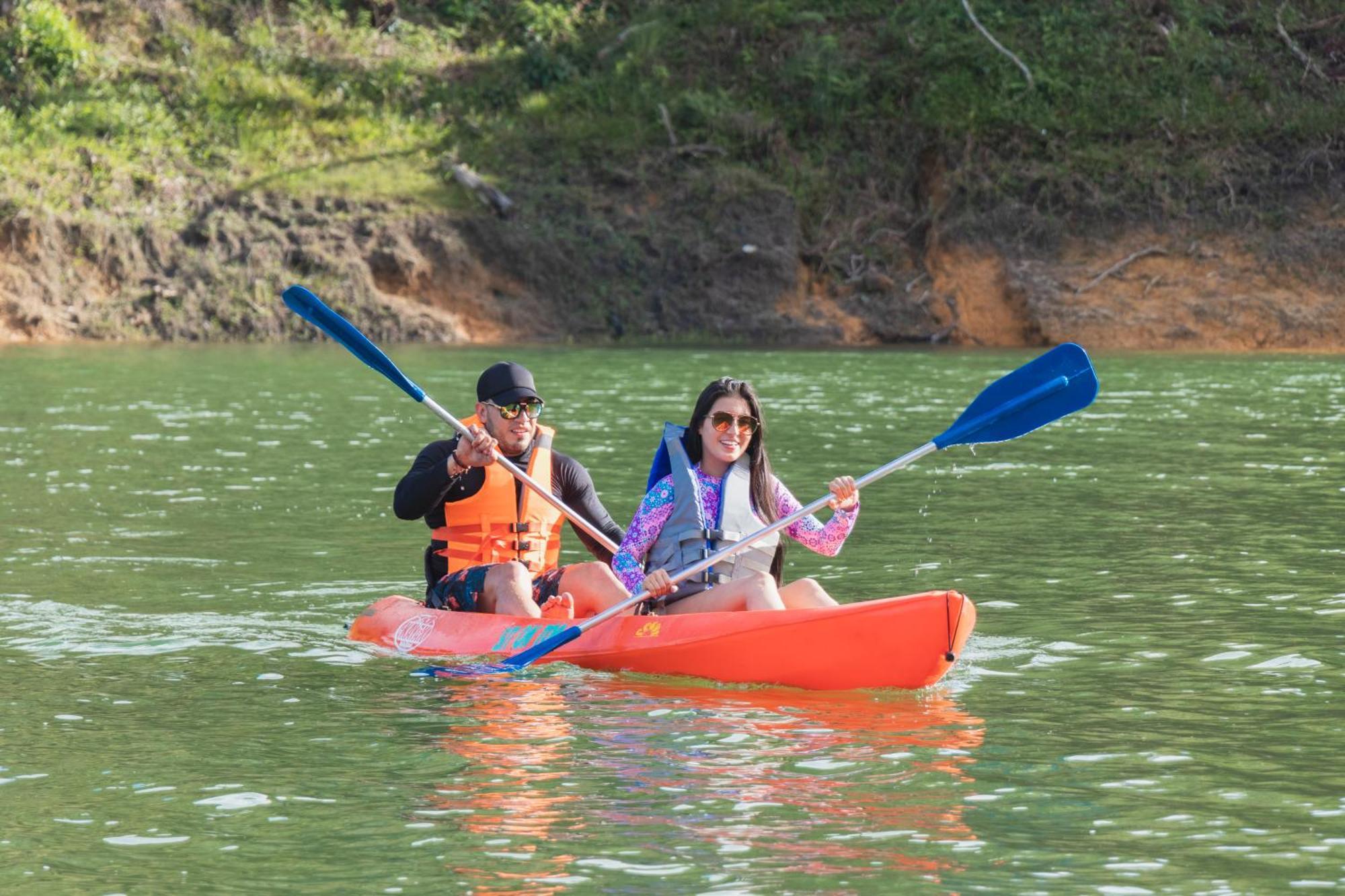 Glamping The Mountain Hotel Guatape Ngoại thất bức ảnh